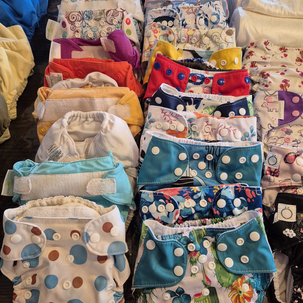 Colorful Kids Diaper Covers Set - Picture 3 of 4